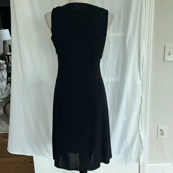LOFT: Black V-Neck Midi Dress: Size 4 - Picture 6 of 9